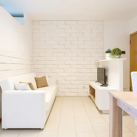 Apartment Verona Modern Apartment *